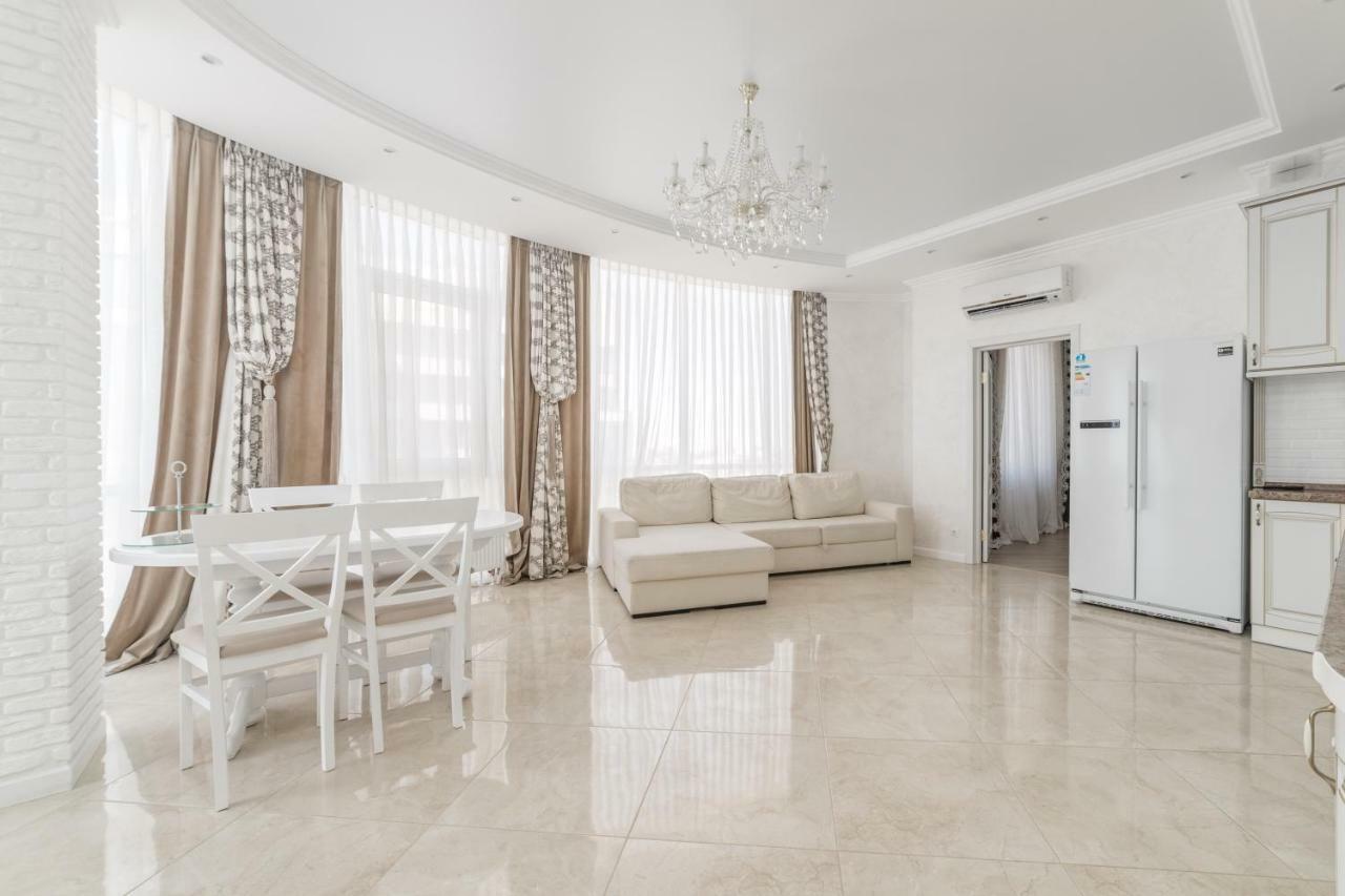 Vip Level Sea View Apartment Одесса Экстерьер фото